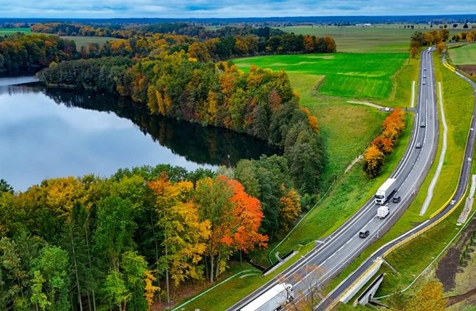 Pomorskie. Stara betonówka przebudowana sporo przed terminem