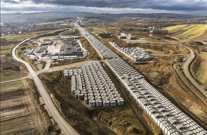 S19 Rzeszów – Babica. Montaż betonowej obudowy tunelu zakończony 