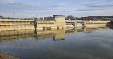 Podkarpackie. Przedłuża się modernizacja zapory 