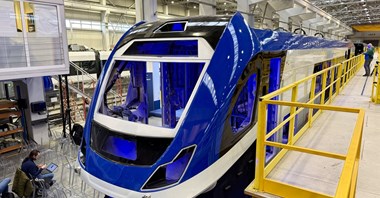 PKP Intercity i Newag pokazują pierwszą hybrydę 