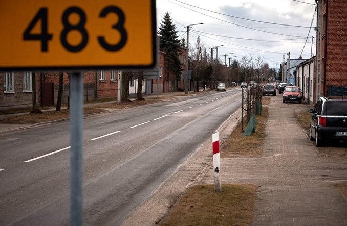 Łódzkie. Wyremontują drogę wojewódzką przy DK74