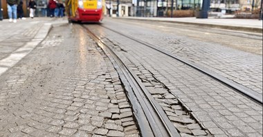 Łódź. Nawierzchnia bitumiczna czy betonowa? Decyzja ws. Placu Wolności w marcu