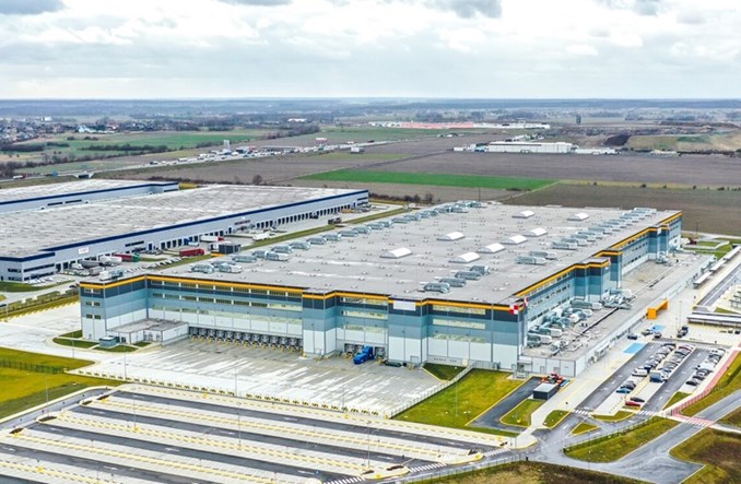 Amazon zapowiada wielomiliardowe inwestycje w Polsce. Skorzystają krajowi e-sprzedawcy