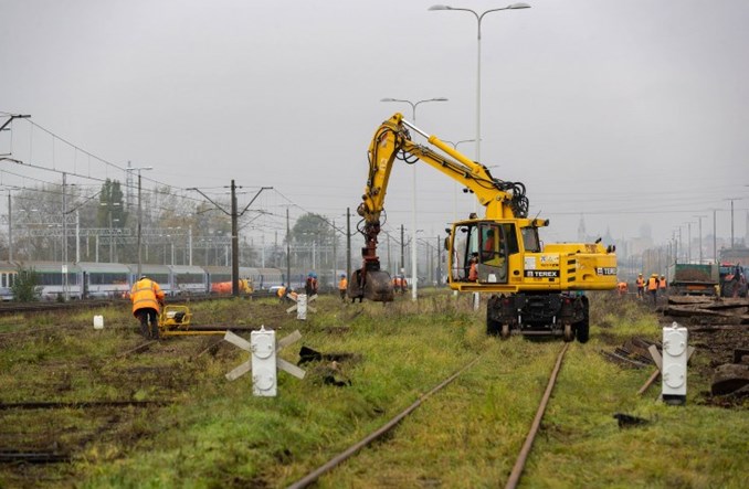 Klimczak: Prezydent zawetował rozwój dróg i kolei w Polsce