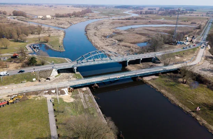 Lubuskie. Tymczasowy most w Santoku już otwarty