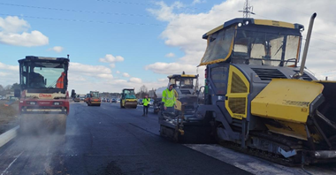 Postępuje budowa DK61 pod Warszawą