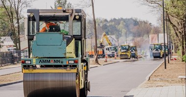 Łódź. Na Szczecińskiej układają nawierzchnię, w czerwcu koniec przebudowy
