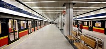 Warszawa. Krótsza trasa metra M1
