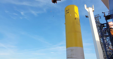 Ruszyła instalacja fundamentów dla Baltica 2