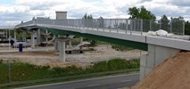 Radom. Nowa kładka nad torami i obwodnicą we wrześniu [zdjęcia]