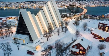 "Wrota Arktyki" prosto z Polski. LOT uruchomi sezonową trasę do Tromsø