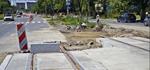 Łódź. Budowa trasy tramwajowej na Broniewskiego. Jak przebiegają prace? [zdjęcia]