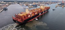 Blisko 400-metrowy kontenerowiec wpłynął do Portu Gdynia. Pierwszy, nie ostatni  