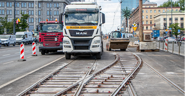 Warszawa. Tramwaje znów pojadą z Ochoty do centrum i między Wolą a Muranowem
