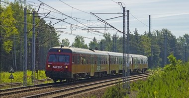 PKP Intercity. TLK Sudety i Szczeliniec ciągle z problemami i autobusami