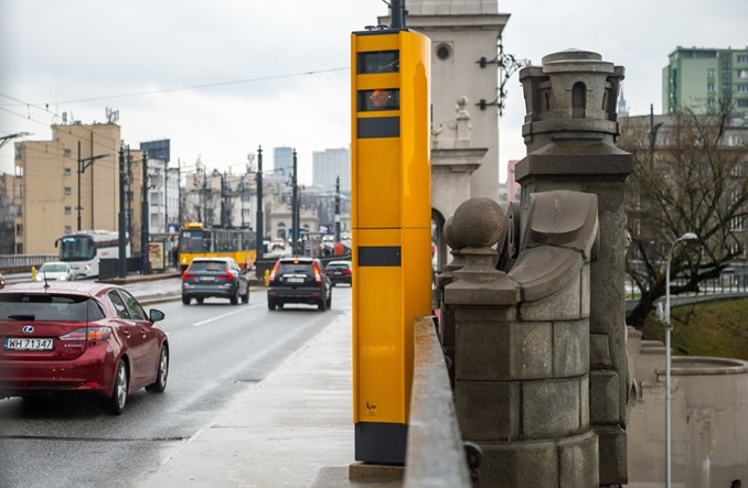Warszawa. Znikną żółte fotoradary z Mostu Poniatowskiego