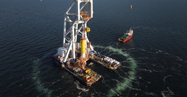 Baltica 2 z kompletem 111 fundamentów