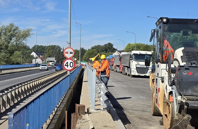 Pierwszy nowy most przez Bóbr w Bolesławcu gotowy