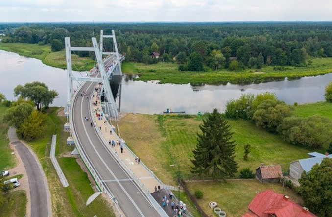 Nowy most przez Narew oddany dużo przed terminem
