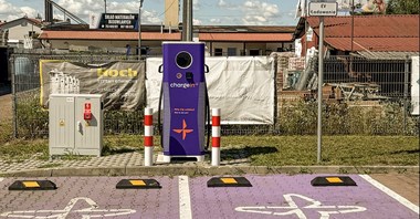 ChargeIn rozwija sieć stacji ładowania. Nowa lokalizacja w Kolbuszowej