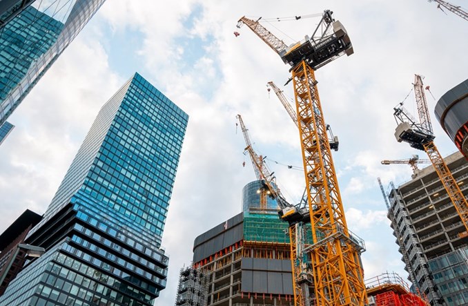 Globalne budownictwo stabilizuje przychody, ale odczuwa presję na rentowność