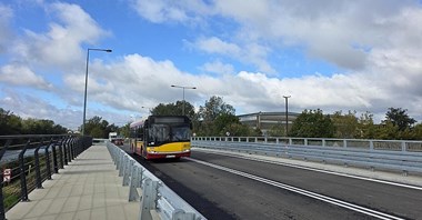 Warszawa. Kierowcy korzystają z nowego mostu na Białołęce 