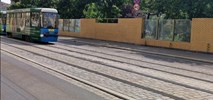 Wrocław. Remont kostki na Pomorskiej, w tle spór magistratu i konserwatora zabytków