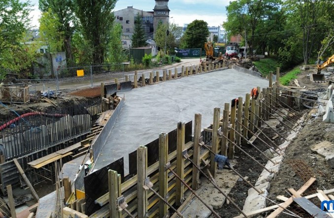 Bielsko-Biała finiszuje z mostem nad Krzywą