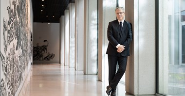 System nagradza niską cenę, także nierealną. Saganowski: Czas przerwać błędne koło