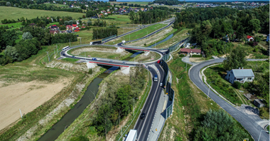 Jest drugi projektant dla ostatniego odcinka sądeczanki