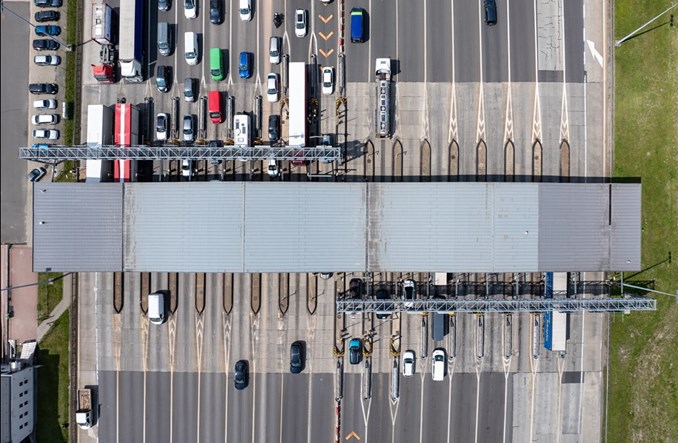 Ruch na A4 Katowice - Kraków wciąż wysoki. Zyski Stalexport rosną