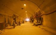 Gdańsk: Zaawansowane prace drogowe w tunelu pod Martwą Wisłą