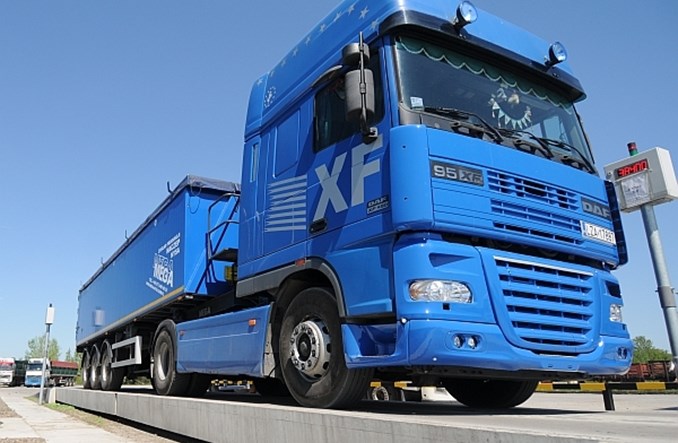 Transport: Co piąty zawodowy kierowca chce odejść z zawodu