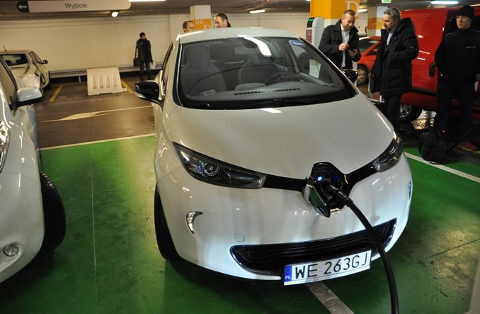 Elektromobilność: Infrastruktura musi iść w parze z motoryzacją 