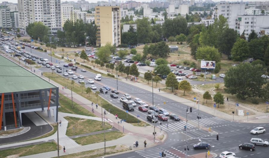 Warszawa dorzuca środków na zadania drogowe Warszawa dorzuca środków na zadania drogowe
