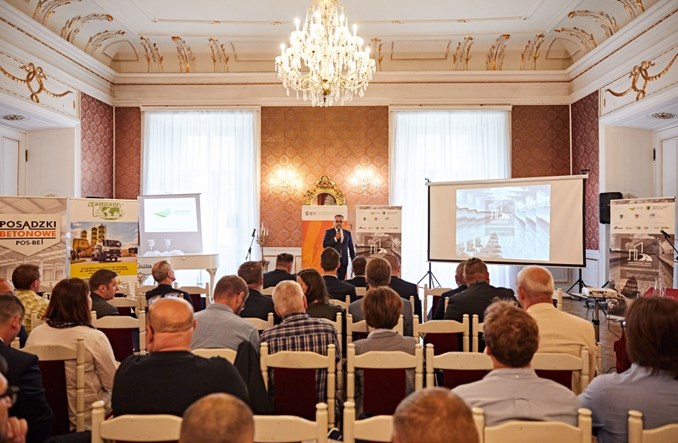 Drogi betonowe - trwale i niezawodne rozwiązanie dla dróg lokalnych 