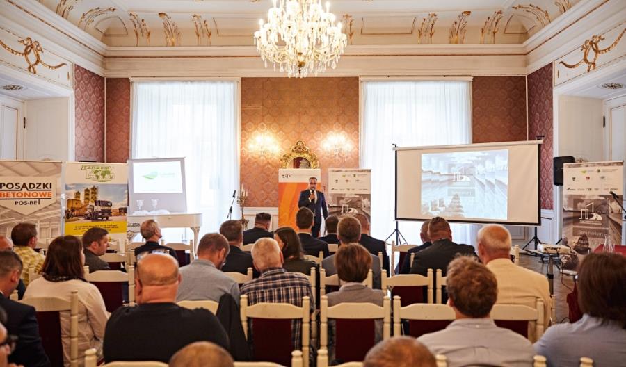 Drogi betonowe - trwale i niezawodne rozwiązanie dla dróg lokalnych Drogi betonowe - trwale i niezawodne rozwiązanie dla dróg lokalnych