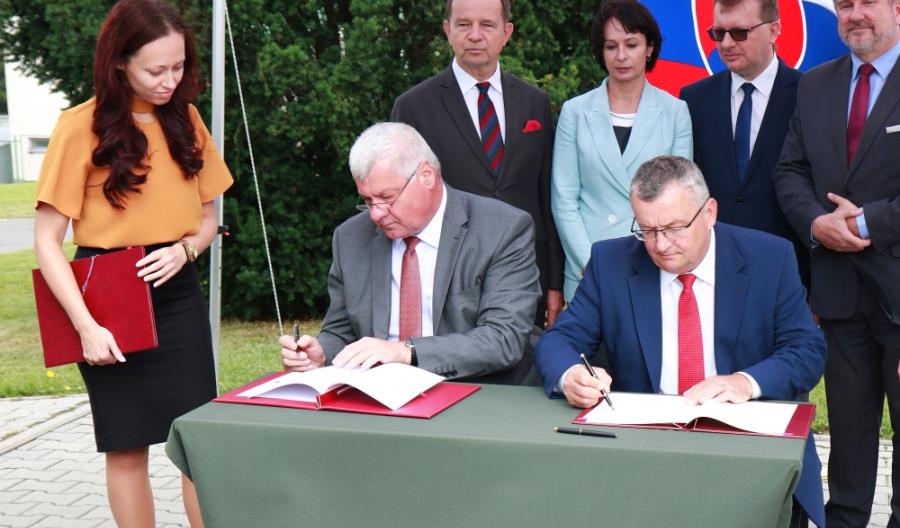 Polska i Słowacja porozumiały się w sprawie Via Carpatii Polska i Słowacja porozumiały się w sprawie Via Carpatii