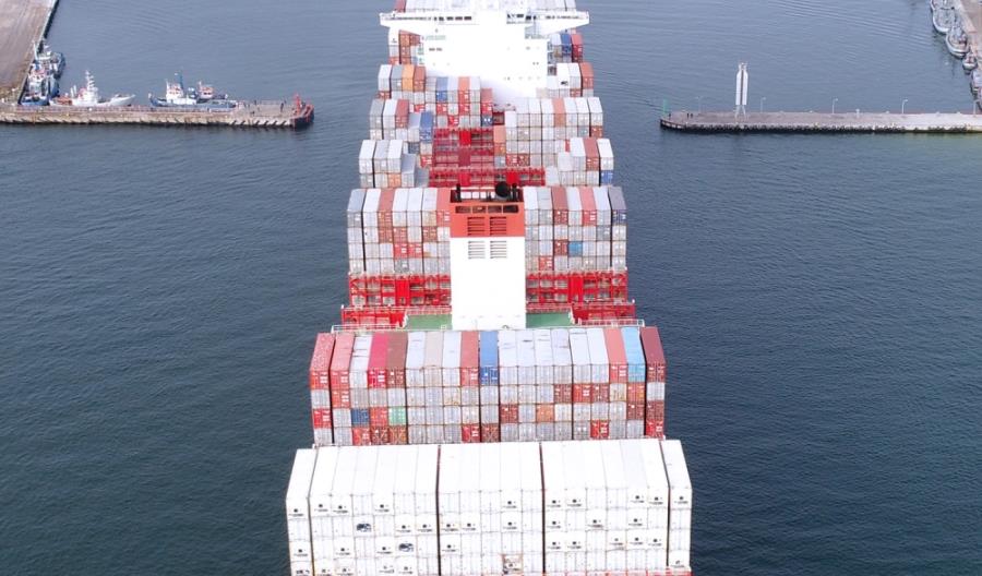 Poszerzanie wejścia wewnętrznego do 140 m w Porcie Gdynia Poszerzanie wejścia wewnętrznego do 140 m w Porcie Gdynia