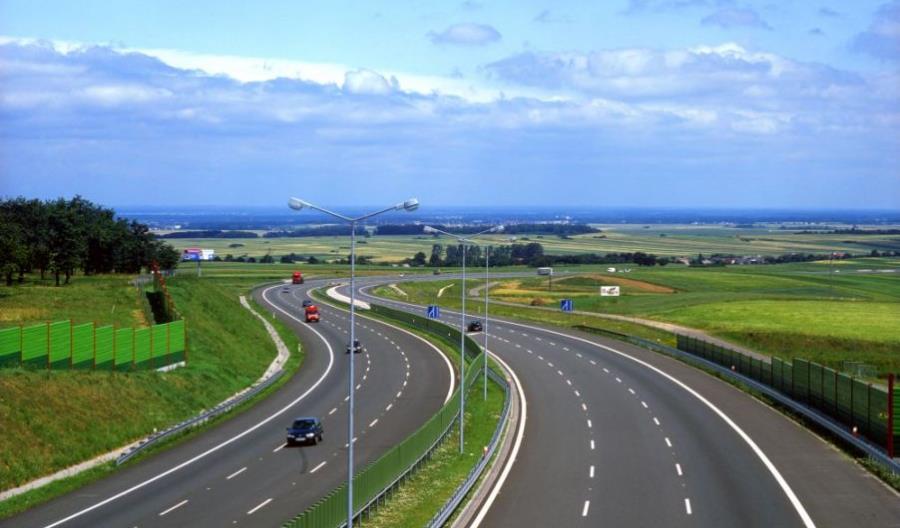 Mostostal Warszawa z zyskiem i prawie 2 mld zł w portfelu zleceń Mostostal Warszawa z zyskiem i prawie 2 mld zł w portfelu zleceń