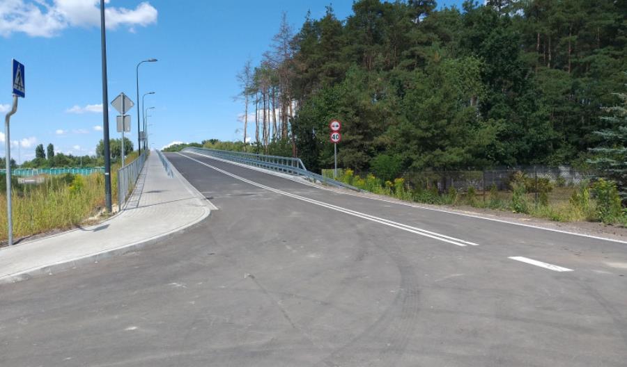 Warszawa. Jeździmy nowymi wiaduktami na Wawrze Warszawa. Jeździmy nowymi wiaduktami na Wawrze