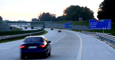 Dzieciuchowicz: Nowy program budowy dróg to koncert życzeń