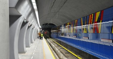 Metro: II linia bez wad istotnych