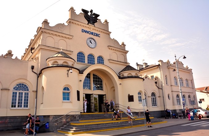 PKP SA uruchomi carsharing przy dworcach