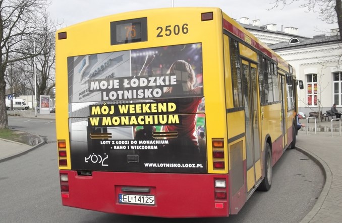 Łódź: Władze miasta chcą zakazać reklamy na szybach. MPK protestuje