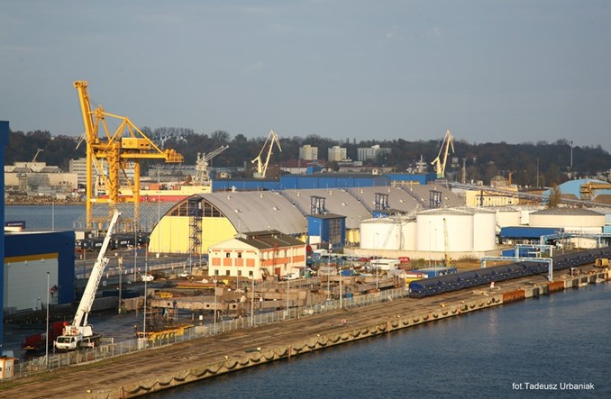 Za kilka dni otwarcie nowego magazynu zbóż i pasz w gdyńskim porcie