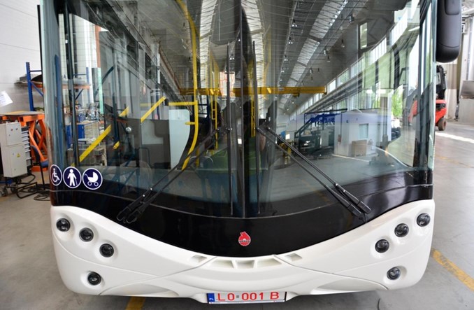 Ursus Bus z wypowiedzeniem umowy o kredyt obrotowy