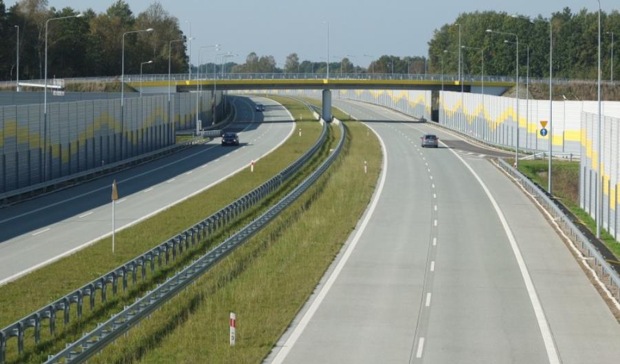 SPC: Nawierzchnie betonowe tańsze już na etapie budowy. Po 30 latach aż o 50% SPC: Nawierzchnie betonowe tańsze już na etapie budowy. Po 30 latach aż o 50%