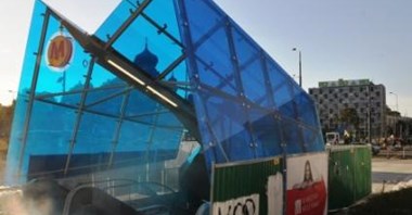 Warszawa: Targowa nad metrem dopiero w czwartek wieczorem