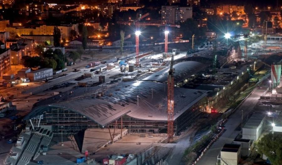 Szklany dach nad dworcem Łódź Fabryczna prawie gotowy Szklany dach nad dworcem Łódź Fabryczna prawie gotowy